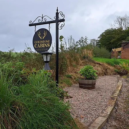 Colestone Cabins Rural Retreat - The Stag Platinum Cabin-3